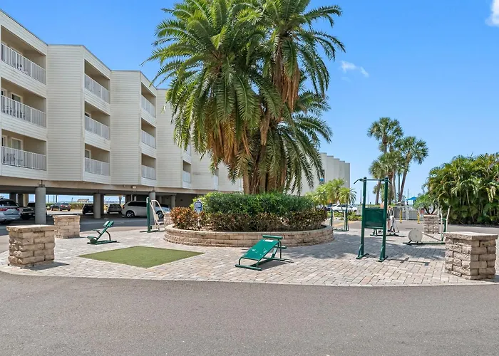 Welcome To Sea Forever Balcony With Ocean Views!